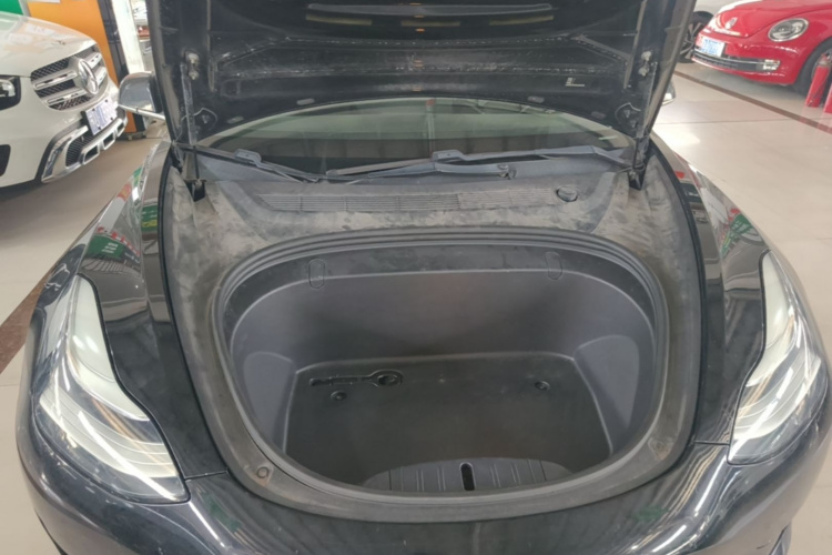 Tesla Model 3 2020 car image #20