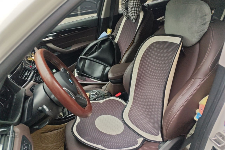 BMW X1 2020 car image #17