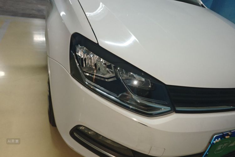 Volkswagen Polo 2018 car image #8