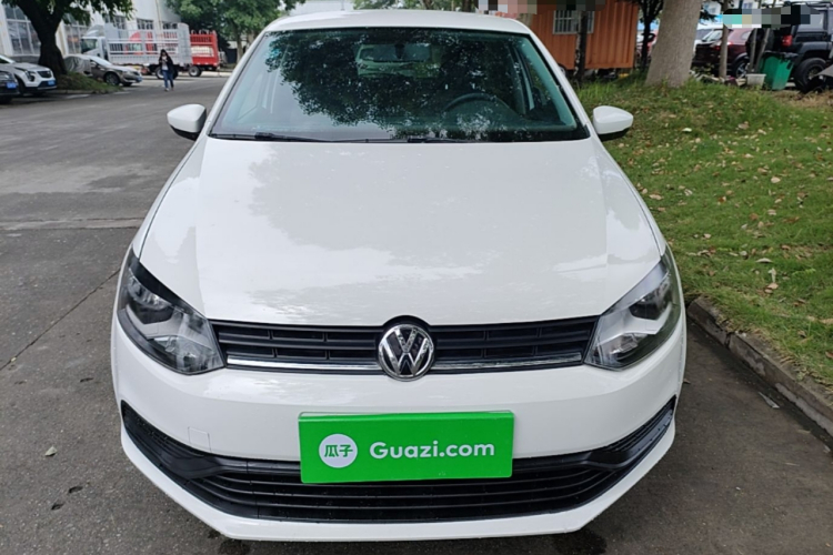 Volkswagen Polo 2017 car image #3