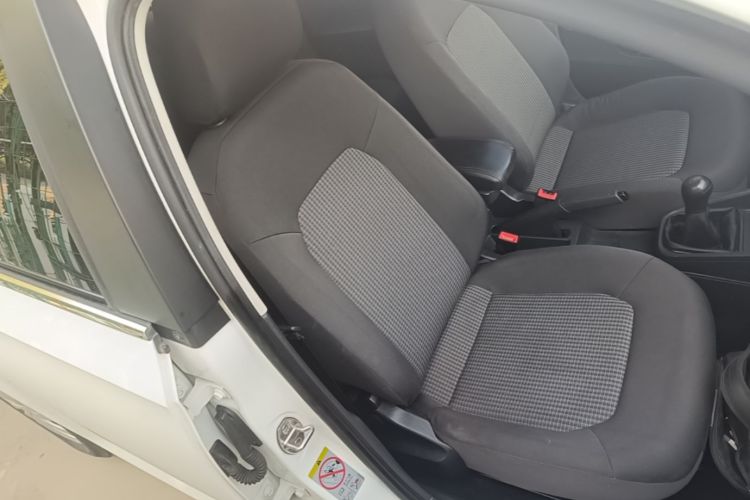 Volkswagen Santana 2017 #24 Volkswagen Santana 2017 car image #24