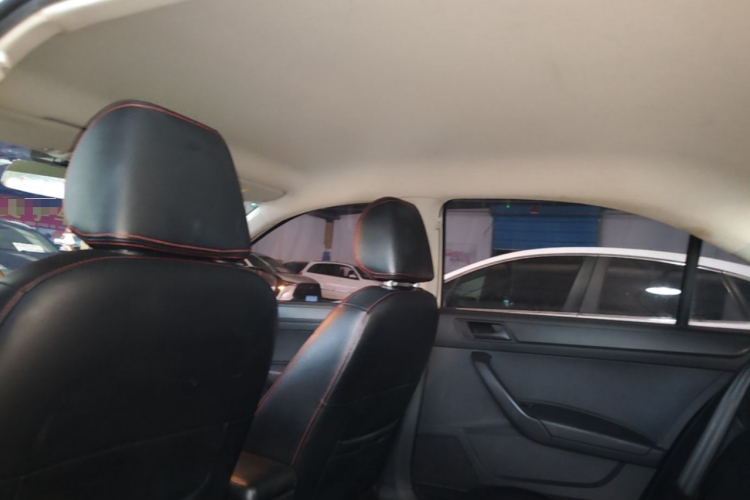 Volkswagen Santana 2018 car image #18