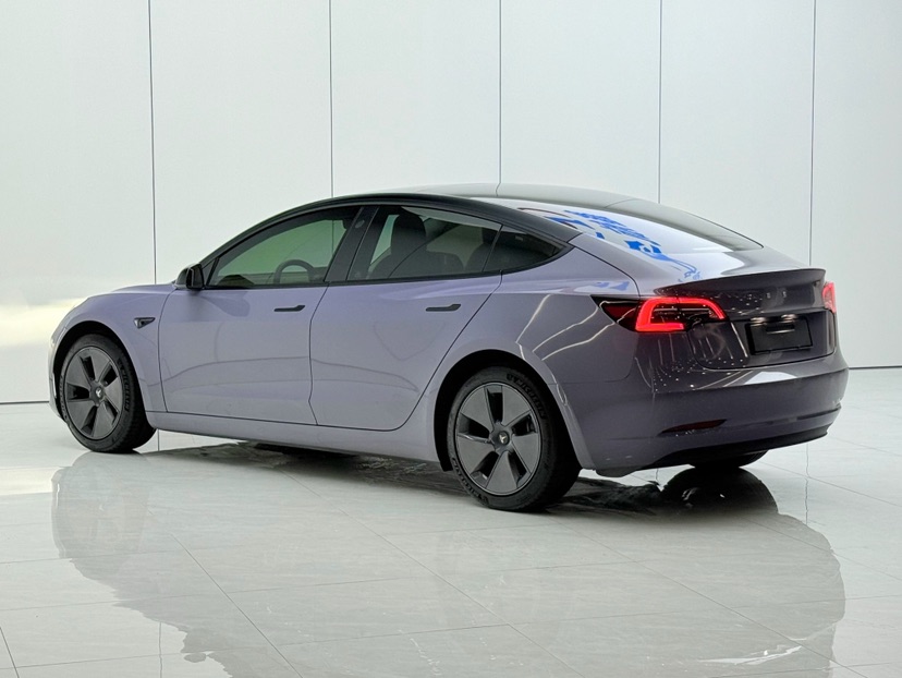 Tesla Model 3 2023 car image #7