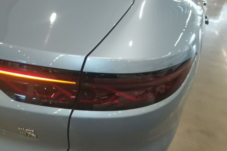 BYD Han 2024 car image #8