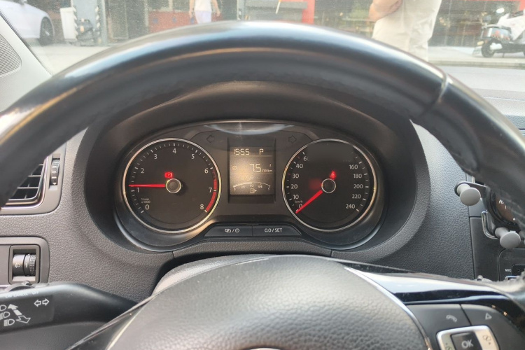 Volkswagen Polo 2017 #16 Volkswagen Polo 2017 car image #16