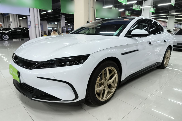 BYD Han 2023 car image #2