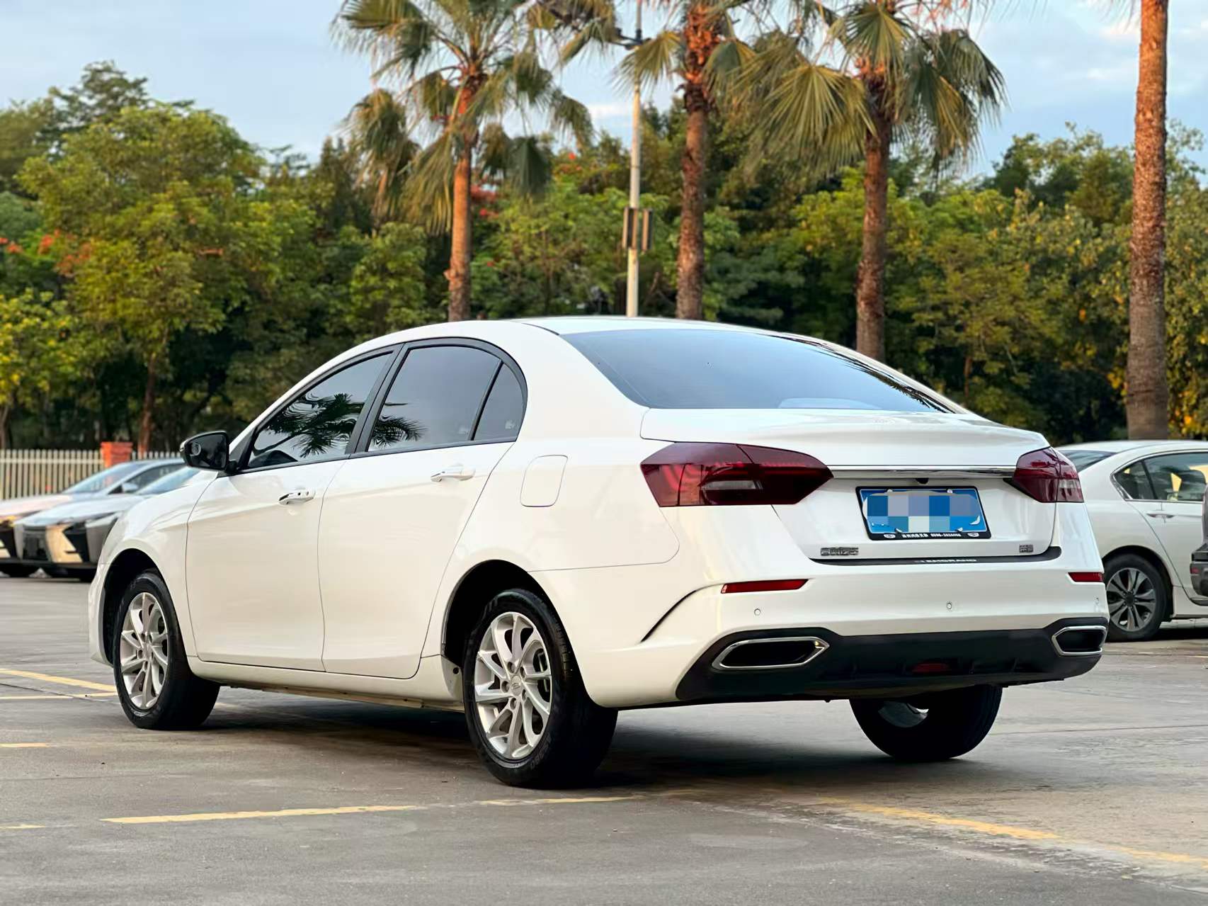 GEELY Emgrand 2021 #7 GEELY Emgrand 2021 car image #7