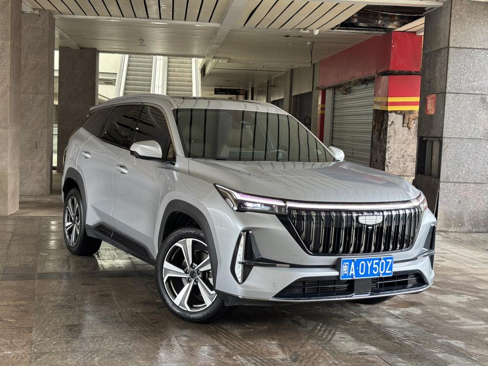 GEELY Boyue L 2025 car image #3