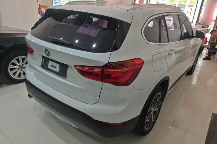 BMW X1 2018 car image #7