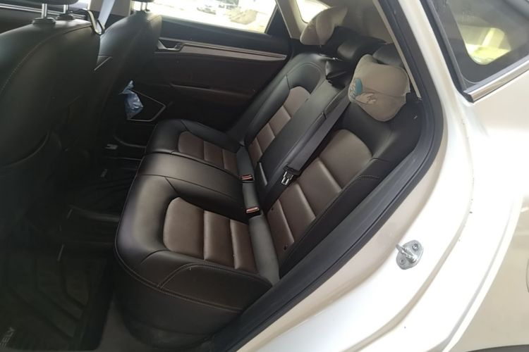 GEELY Emgrand GS 2020 #17 GEELY Emgrand GS 2020 car image #17