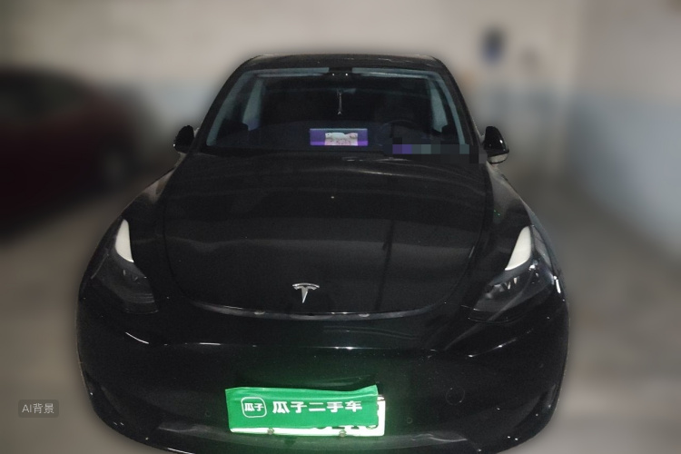 Tesla Model Y 2023 car image #3