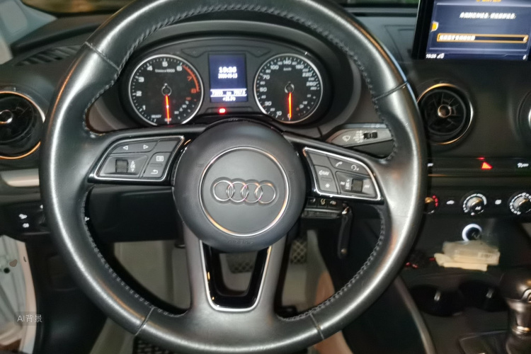 Audi A3 2018 car image #7