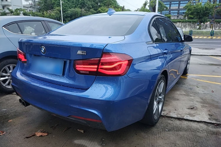 BMW 3 Series 2018 #7 BMW 3 Series 2018 car image #7