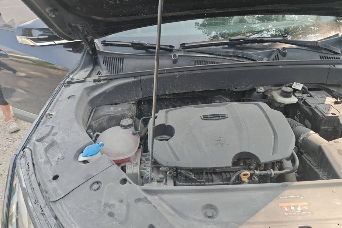GEELY Boyue L 2025 car image #11