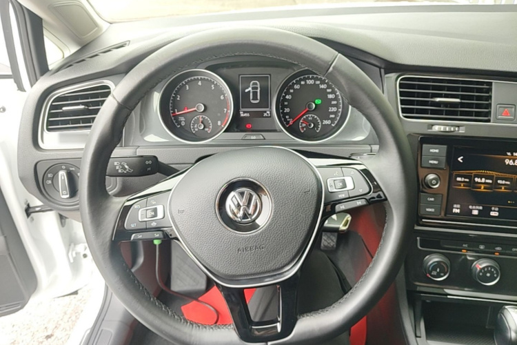 Volkswagen Golf 2018 #11 Volkswagen Golf 2018 car image #11