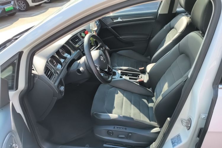 Volkswagen Golf 2018 #19 Volkswagen Golf 2018 car image #19