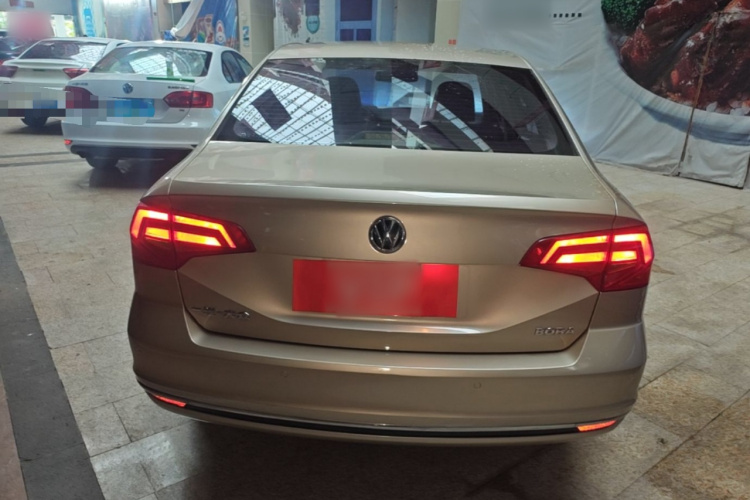 Volkswagen Bora 2016 #4 Volkswagen Bora 2016 car image #4