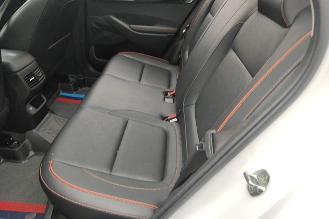 Kia Seltos 2023 car image #13