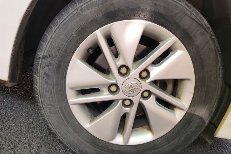 Toyota Corolla 2015 car image #6