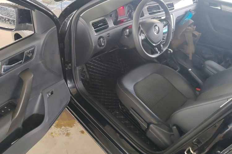 Volkswagen Santana 2019 car image #16