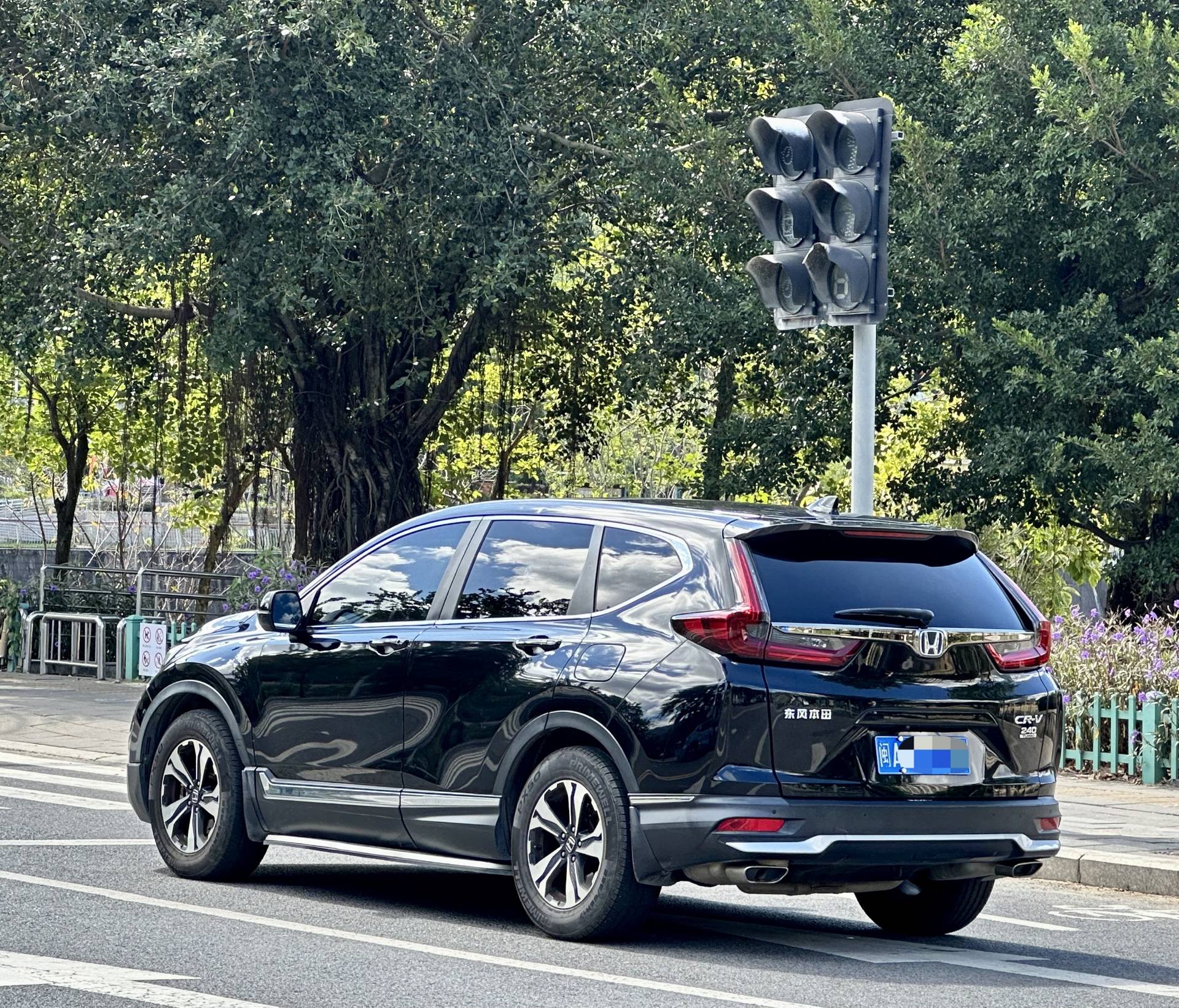 Honda CR-V 2022 #8 Honda CR-V 2022 صورة سيارة #8