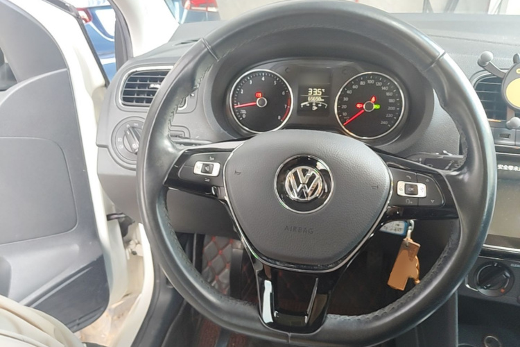 Volkswagen Polo 2018 #11 Volkswagen Polo 2018 car image #11