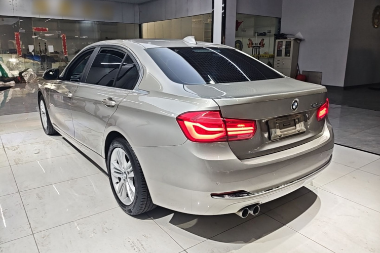 BMW 3 Series 2017 #5 BMW 3 Series 2017 car image #5