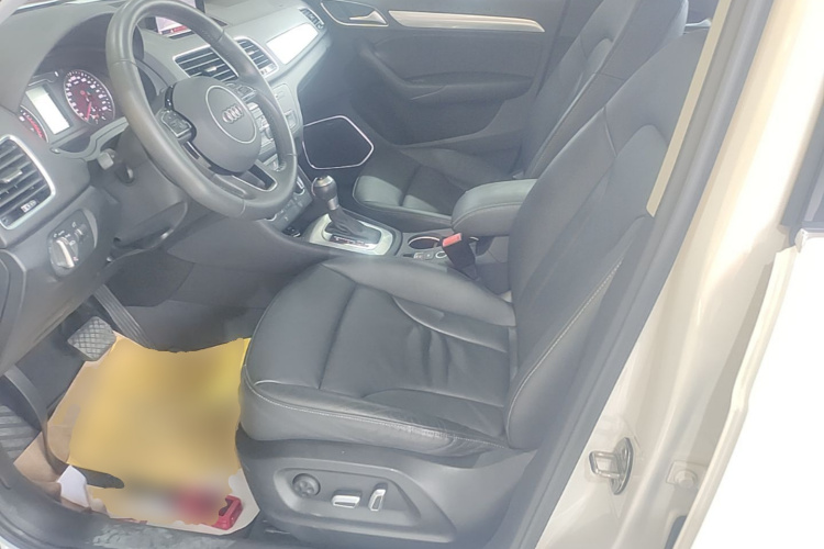 Audi Q3 2018 #15 Audi Q3 2018 car image #15