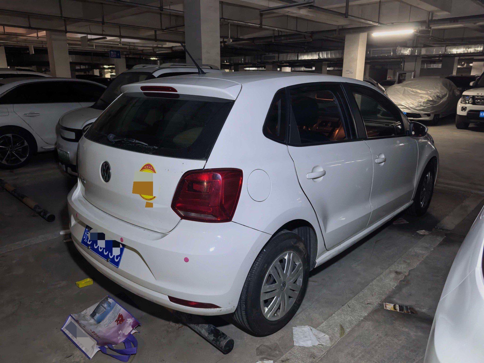 Volkswagen Polo 2015 car image #5