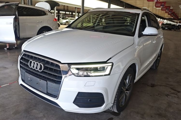 Audi Q3 2018 #2 Audi Q3 2018 car image #2