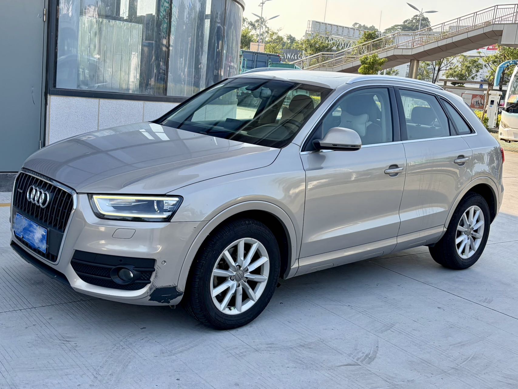 Audi Q3 (Imported) 2013 Audi Q3 (Imported) 2013 car image