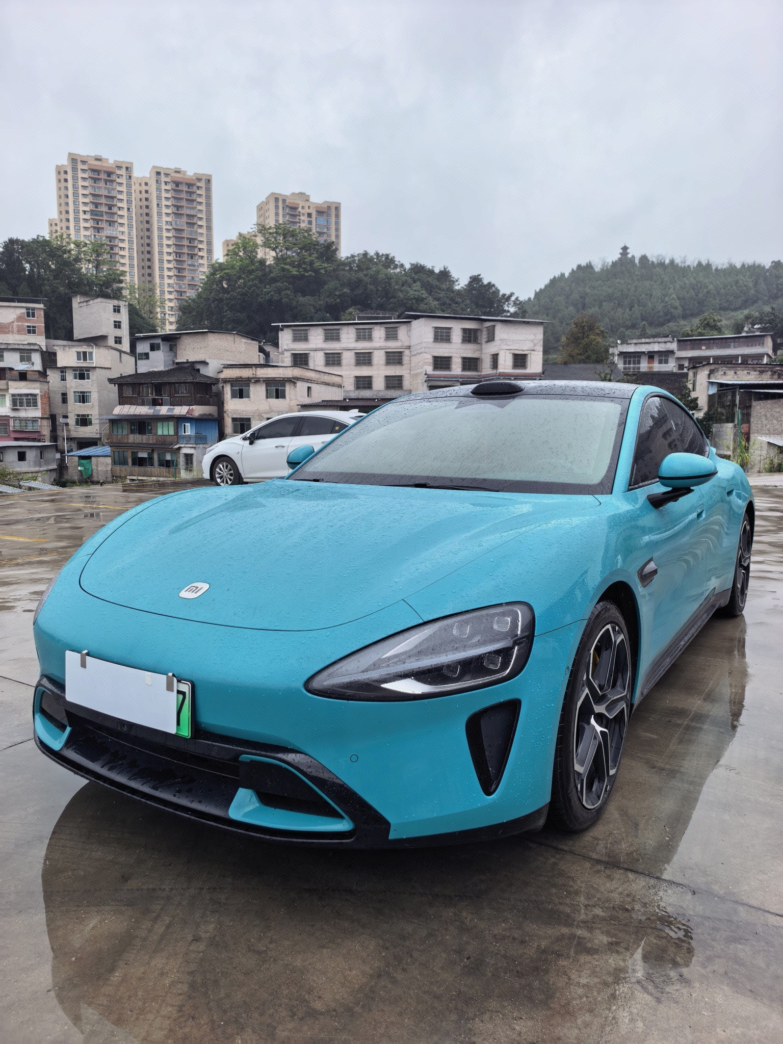 MI SU7 2024 car image 