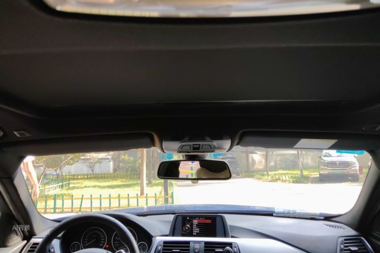 BMW 3 Series 2017 car image #20