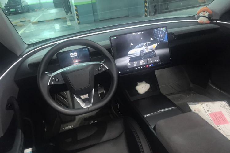 Tesla Model 3 2024 car image #7