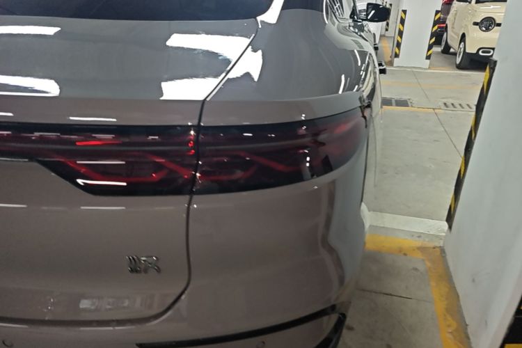 BYD Han 2024 #8 BYD Han 2024 car image #8