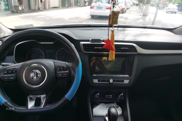 MG ZS 2018 car image #11