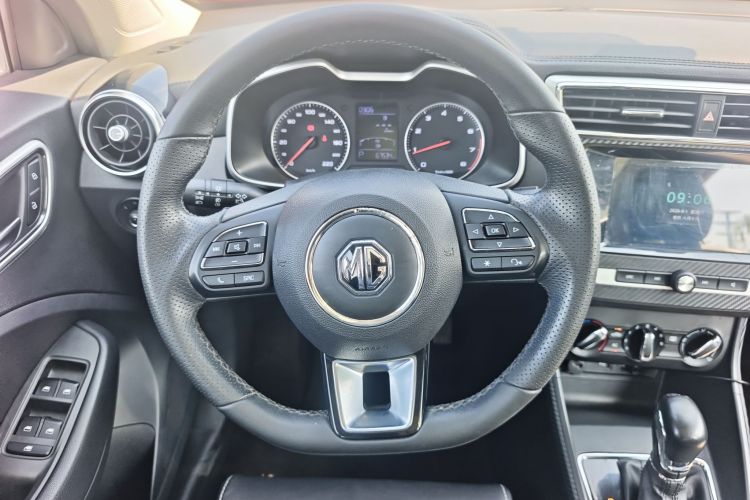 MG ZS 2018 #14 MG ZS 2018 car image #14