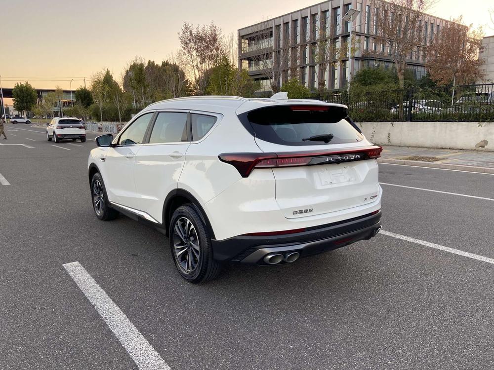 Jetour X70 PLUS 2020 #4 Jetour X70 PLUS 2020 car image #4