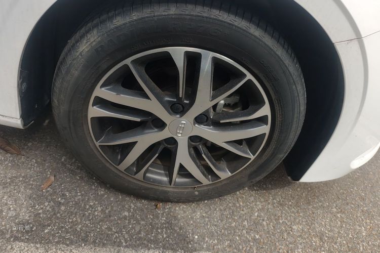 GEELY Emgrand 2022 image de voiture #9