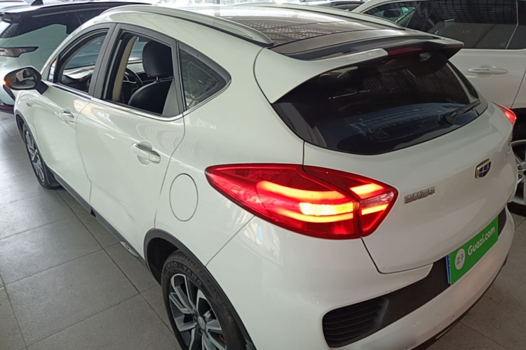 GEELY Emgrand GS 2019 car image #5