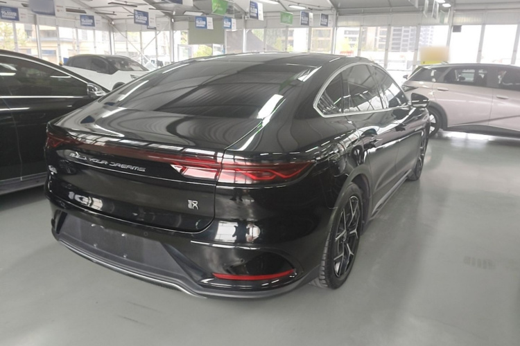 BYD Han 2023 car image #7