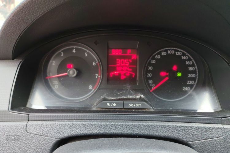 Volkswagen Santana 2020 car image #13