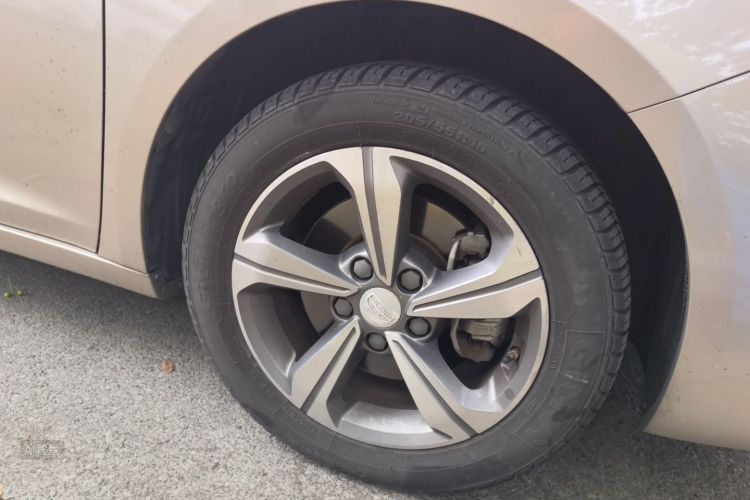 GEELY Emgrand GL 2018 car image #9
