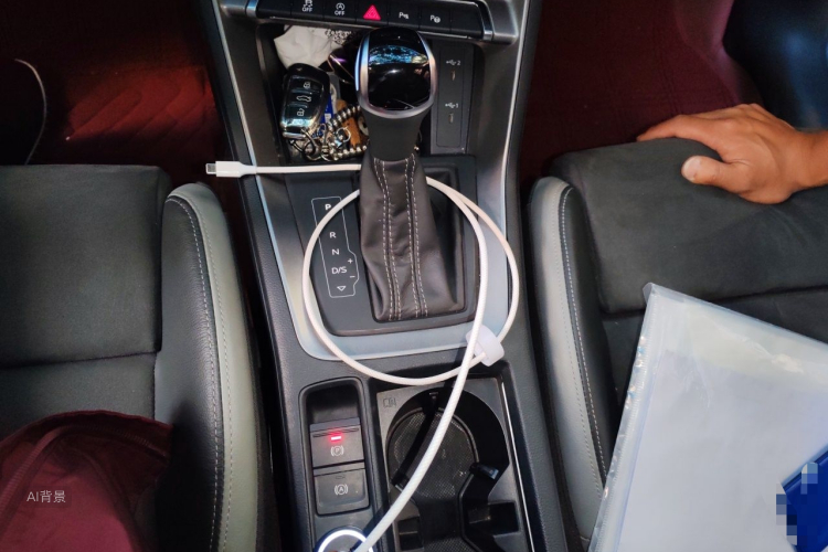 Audi Q3 2022 immagine di auto #16