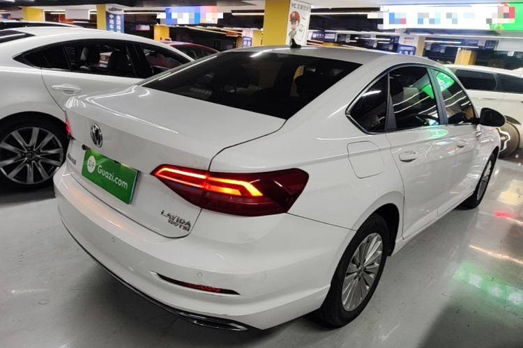 Volkswagen Lavida 2019 car image #7