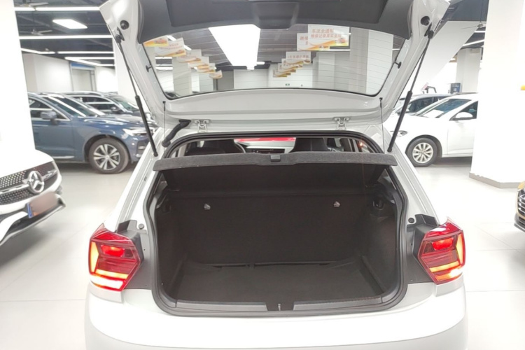 Volkswagen Polo 2023 #19 Volkswagen Polo 2023 car image #19