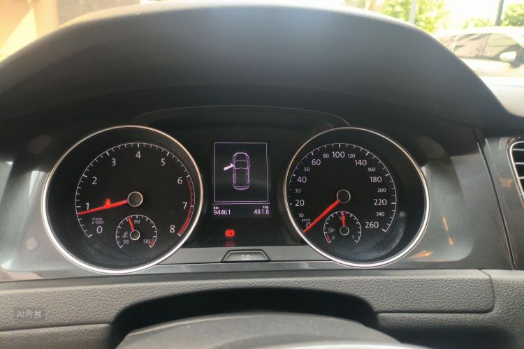 Volkswagen Golf 2018 imagen de coche #13