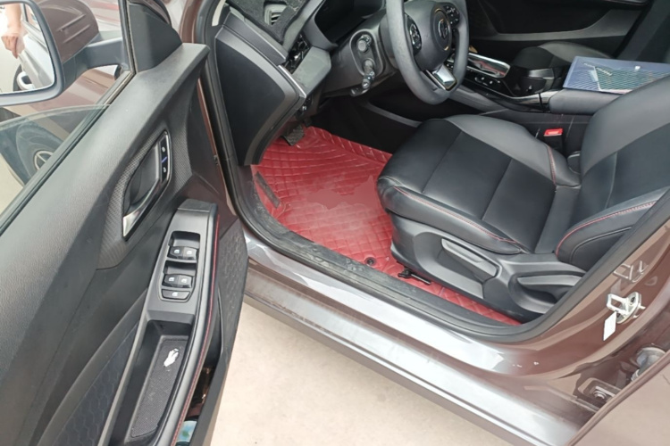 MG 5 2022 immagine di auto #16