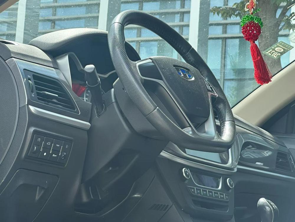GEELY Emgrand 2017 #7 GEELY Emgrand 2017 car image #7