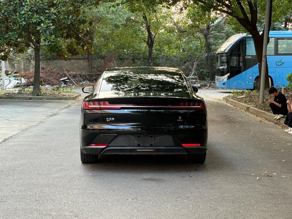 BYD Han 2020 #5 BYD Han 2020 car image #5